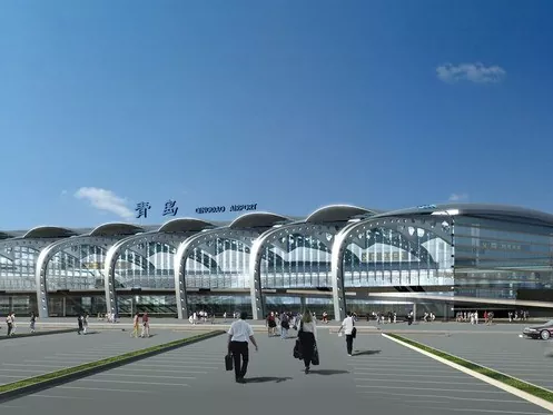 Repülőtéri terminál acél kerettel